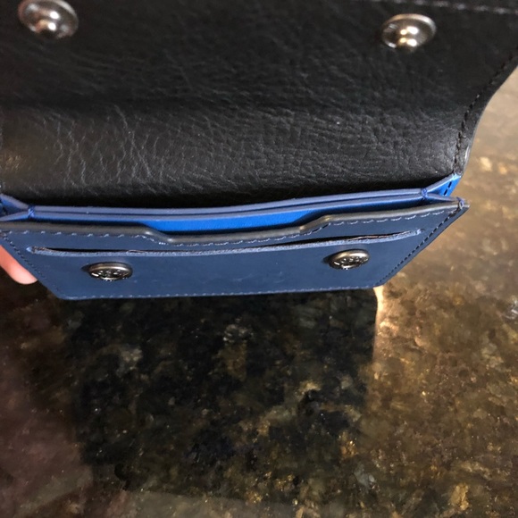 Fossil Leather card case - Picture 5 of 5